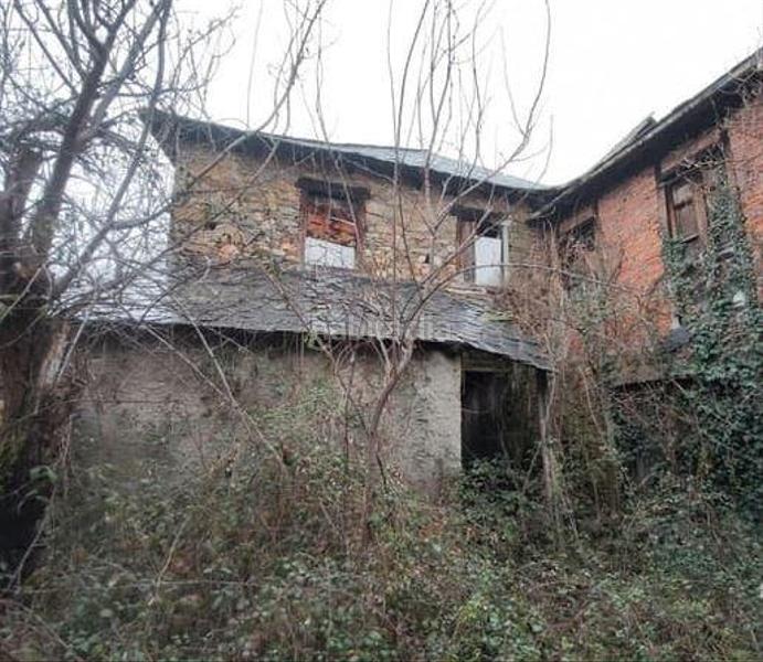 Foto 8621aa7b-47ed-471d-a2a4-7ccd63815dff. Casa in calle vega 6 in Folgoso de la Ribera