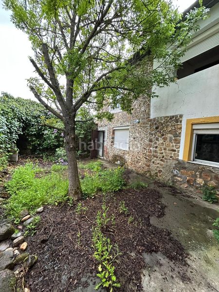 Foto d76d051f-15a0-4c5a-b2ed-1583c3c9052d. Casa amb calefacció aparcament a Garrafe de Torío