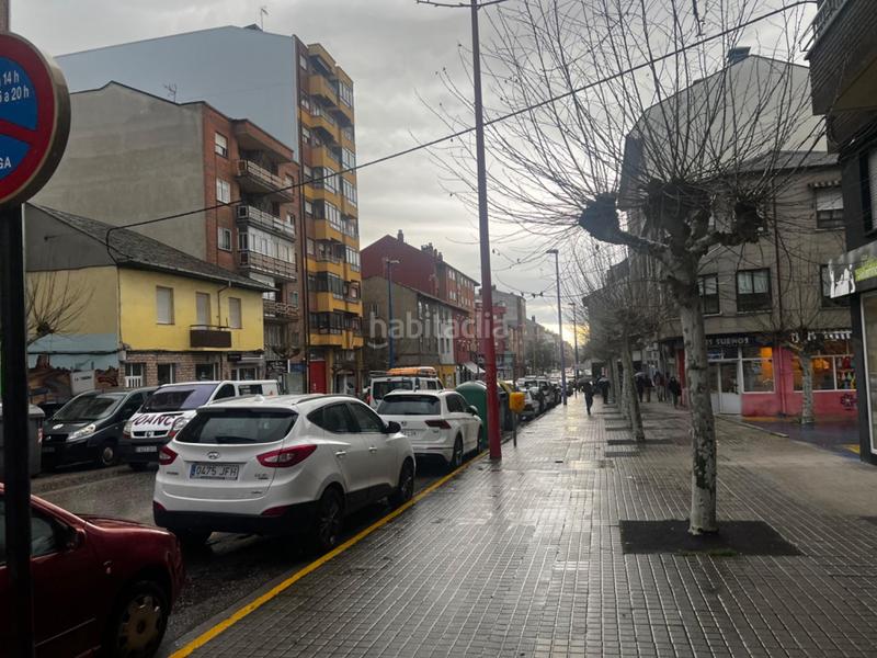 Foto 656c107b-e225-4918-a2ed-4ba5e9292567. Parking coche plaza de garaje cerrada en Flores de Sil - La Placa Ponferrada