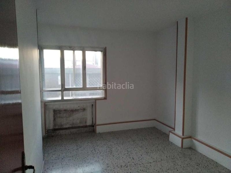Foto 158a4373-a3c4-4c2b-b243-26e99751d1d5. Piso  para reformar a 2 minutos del Centro en Ponferrada