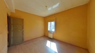 Appartement  Fabero. Piso para  reformar en  flores del sil