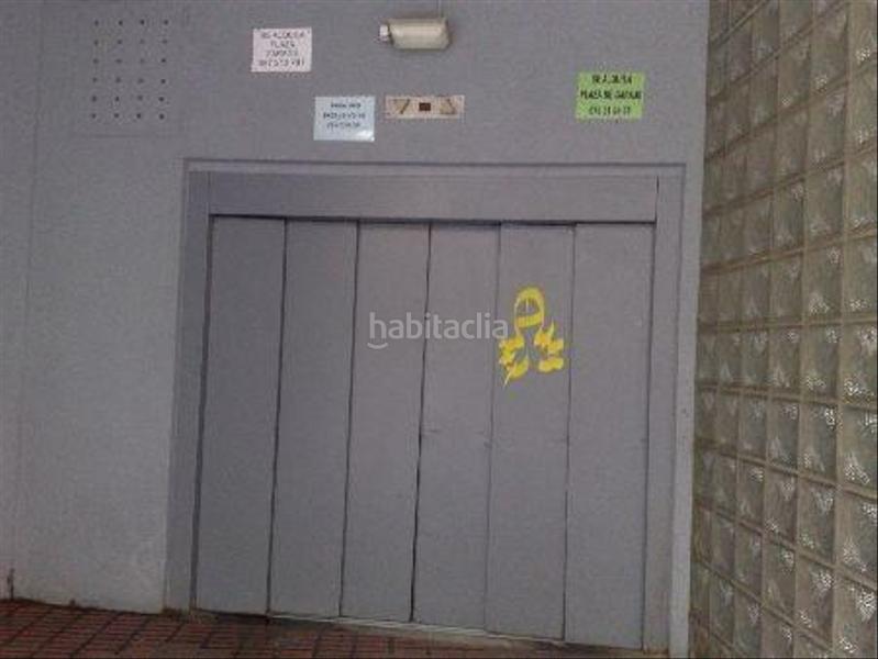 Foto 14210e28-460c-49b4-b4d6-27384f4b2c97. Parking coche plaza de garaje en el centro de leon en León