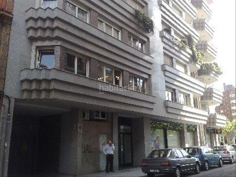 Foto 84e6f897-7d4a-430f-9d07-58f3b289a86f. Parking coche plaza de garaje en el centro de leon en León