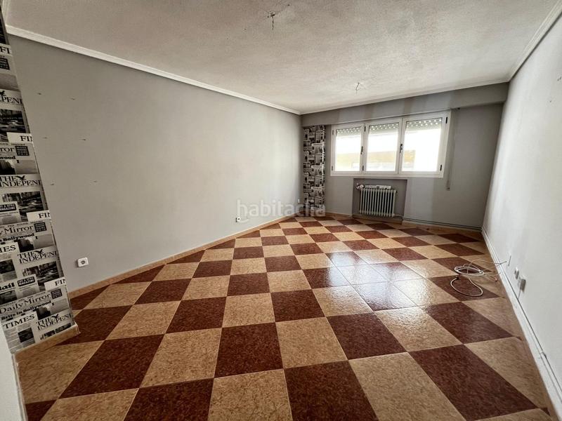 Foto 03703973-41e6-4fa0-ad81-927356a80459. Appartamento con riscaldamento parcheggio in Bembibre