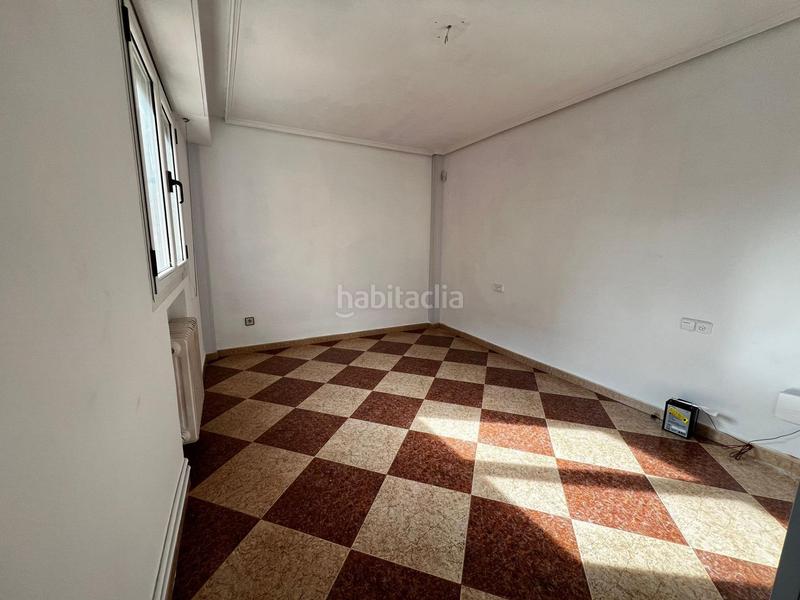 Foto 4d669d4a-3e4e-48b6-894c-2ea9f8e3fb57. Appartamento con riscaldamento parcheggio in Bembibre