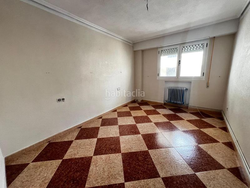 Foto 6d365191-1d7c-473d-a874-64d6e62684e8. Appartamento con riscaldamento parcheggio in Bembibre