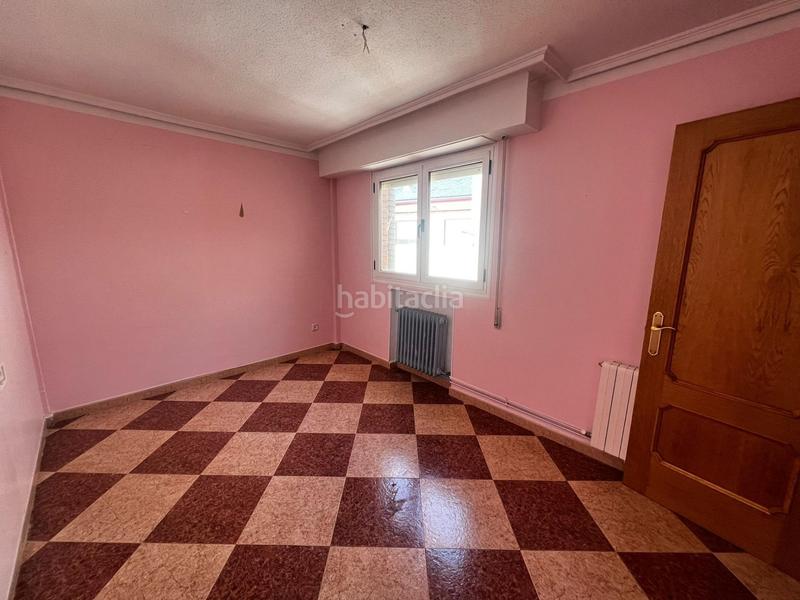 Foto f98a946a-0dbd-4251-bab7-44ae4ac3e70c. Appartamento con riscaldamento parcheggio in Bembibre