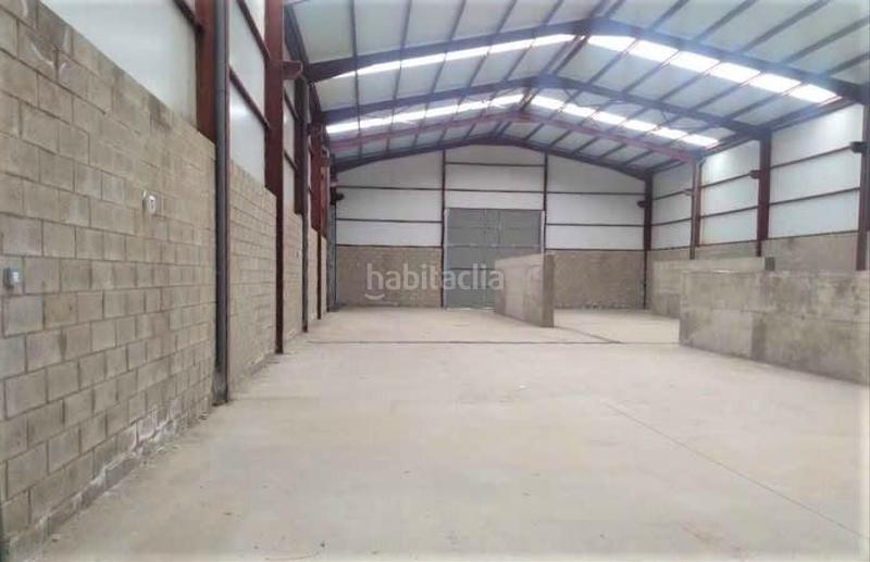 Foto 3a08959a-7cc5-4523-bff6-18a68789524d. Capannone industriale in Cuadros