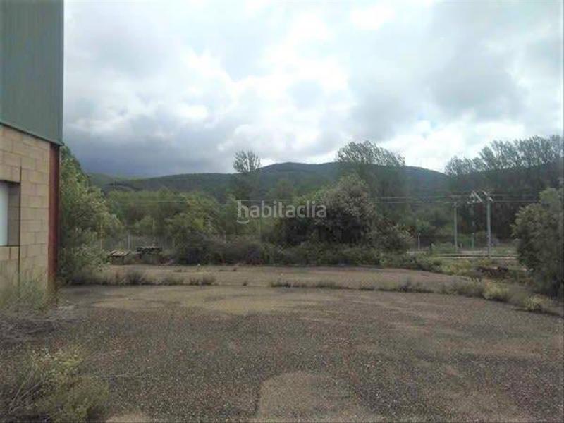 Foto aadcd5a9-a7cd-43be-a8be-a7ac5a4e5fe1. Capannone industriale in Cuadros