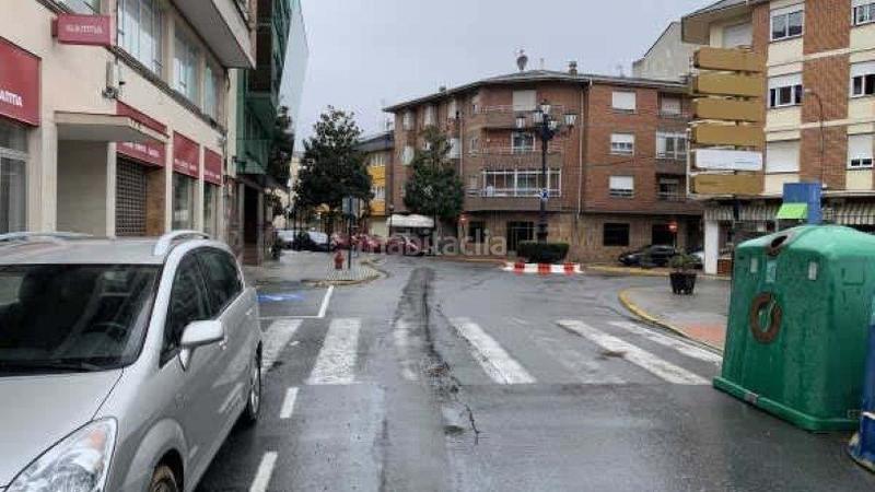 Foto 23cd6d61-3f9f-4f92-bcbc-7c9c4306dfcc. Local comercial  en Bembibre