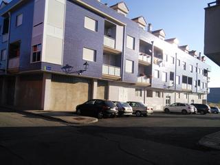 Aparcament cotxe  Calle alcalde mariano gutiérrez. Plaza de parking en la virgen  del camino