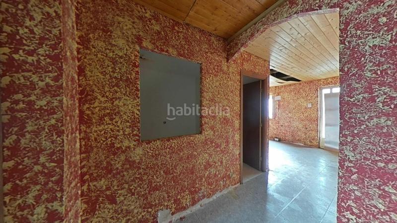 Foto 75bc3390-696a-442d-ae88-cf4a28d30168. Casa  para reformar con patio en onamio en Molinaseca