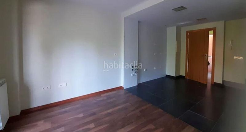 Foto 94683565-3909-4e7e-989b-88beb7121a49. Pis amb calefacció aparcament a Puebla de Lillo