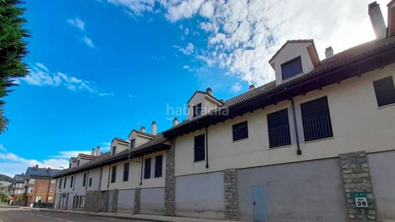 Foto c5b43953-6838-496a-a746-49eab37b59c4. Pis amb calefacció aparcament a Puebla de Lillo