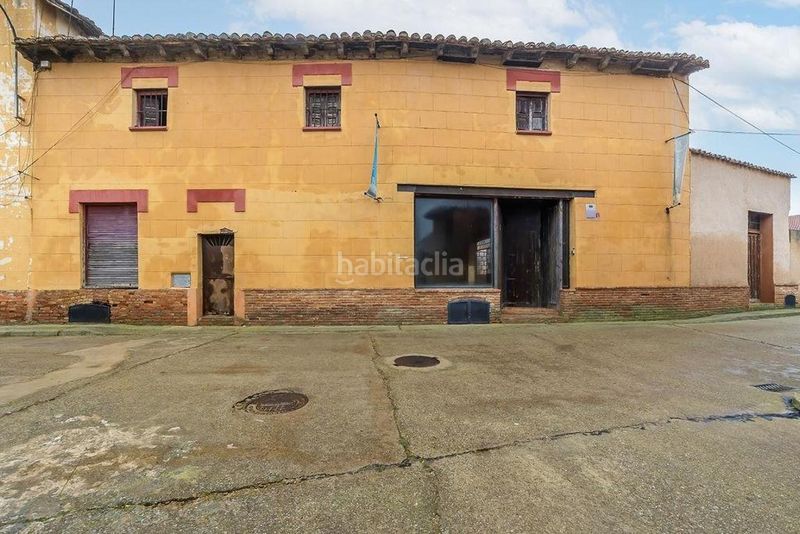 Foto 711f1b4d-bc6e-4ee3-8763-cbc29ed8f149. Casa a Gordoncillo