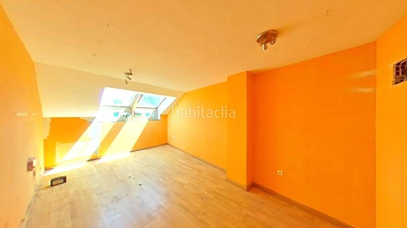 Foto 5fd96357-6ea4-499e-99d3-04eb6bb06449. Apartament amb calefacció aparcament a Valdefresno