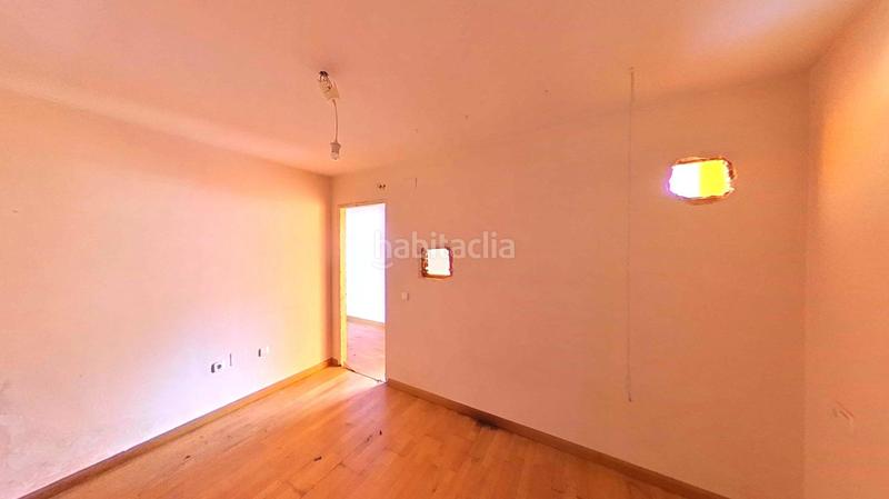 Foto 8891a12f-30d1-4c4a-98d2-21e8a5457588. Apartament amb calefacció aparcament a Valdefresno