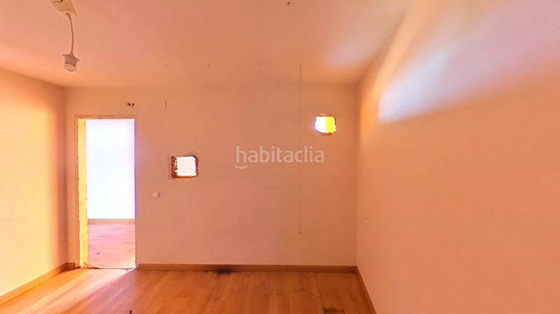 Foto 8cb66efa-d3ec-4998-8179-0f225d7506df. Apartament amb calefacció aparcament a Valdefresno