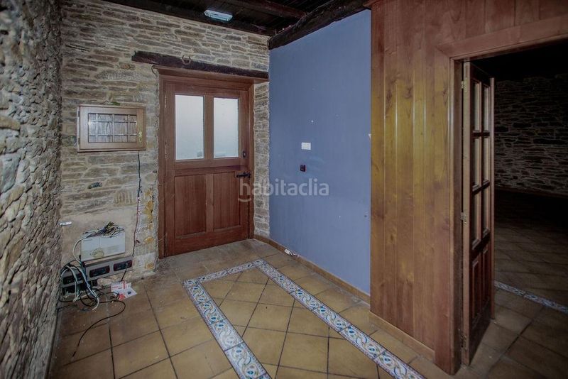 Foto 5585adf8-1b64-449e-a024-468faca7d7c2. Edificio hotel en herrrias en Vega de Valcarce