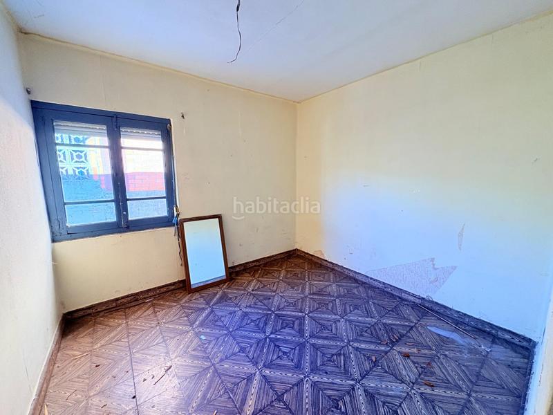Foto 18c0a19d-29a7-46b6-9311-6bd6b2225e02. Casa con riscaldamento parcheggio in Bembibre
