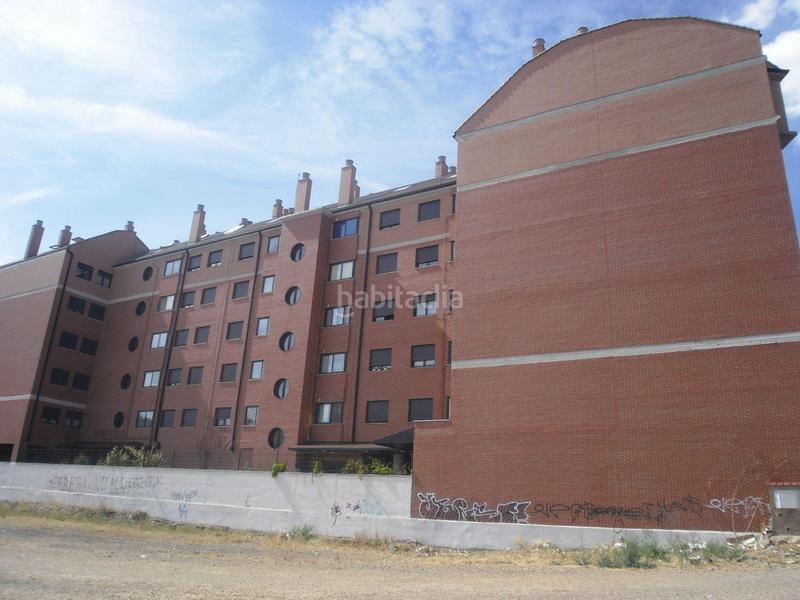 Foto 20555772-b25c-489f-9c1e-e7a702fbc231. Local commercial dans San Claudio - La Chantría León