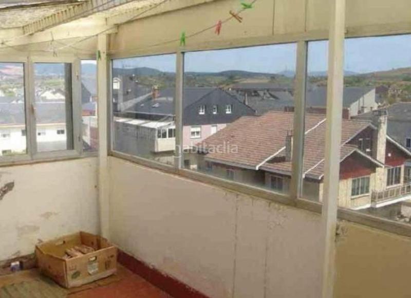 Foto a06cba30-1446-47dc-a8a0-a2d52f5f8982. Piso vivienda para reformar en Cacabelos