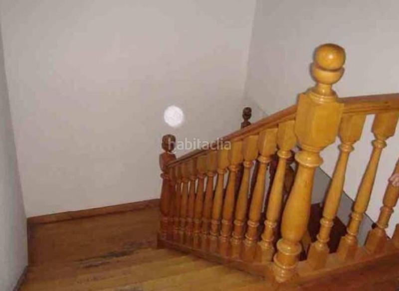 Foto cbc5015c-1922-4c62-bc09-580d4915627c. Piso vivienda para reformar en Cacabelos
