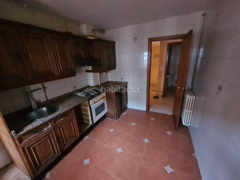 Foto e1ddf30a-97e7-46a1-9a63-7302627edbb4. Appartamento con riscaldamento parcheggio in Vega de Espinareda