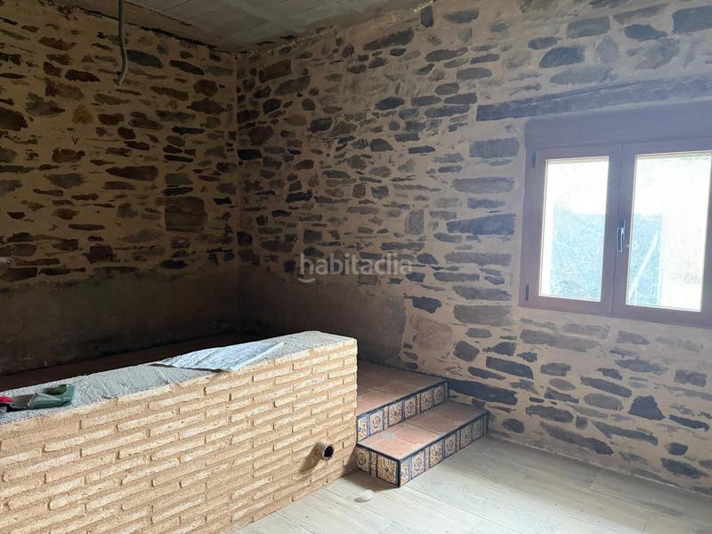 Foto d5904f3b-691e-4556-b1cd-bf4f69ddcb08. Bauernhof mit heizung in Torre del Bierzo