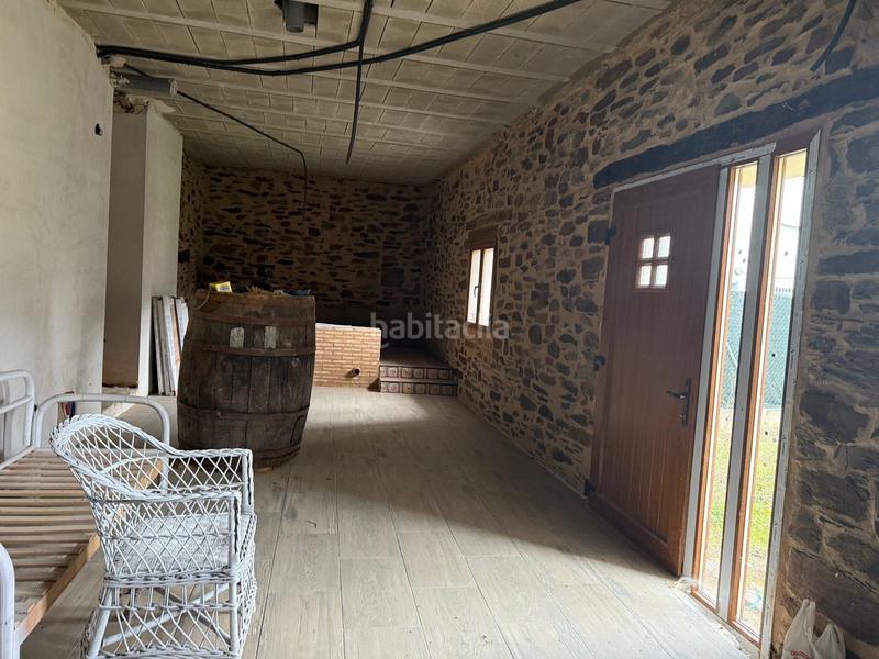 Foto e51b2d9c-244e-4f89-be05-05507aad5099. Bauernhof mit heizung in Torre del Bierzo