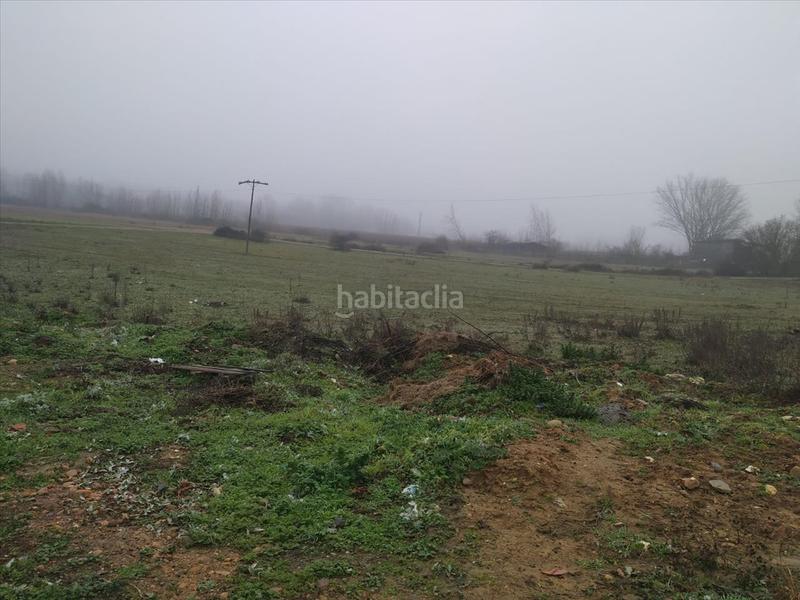 Foto aa0307fd-5f09-4db2-b5d7-5533a23049ea. Terrain résidentiel dans Villaquilambre