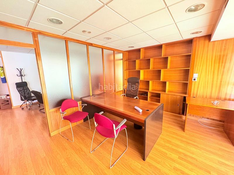 Foto e2060b28-d204-4b76-a7e7-212f50093517. Ufficio con riscaldamento in Centro Ponferrada