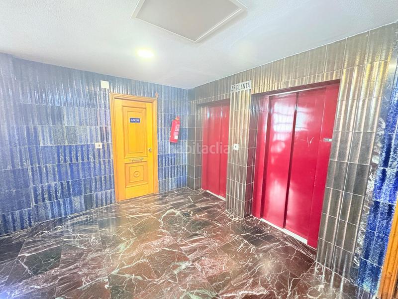 Foto e9cdd130-2963-4cee-a08b-3b8f21ceaa64. Ufficio con riscaldamento in Centro Ponferrada