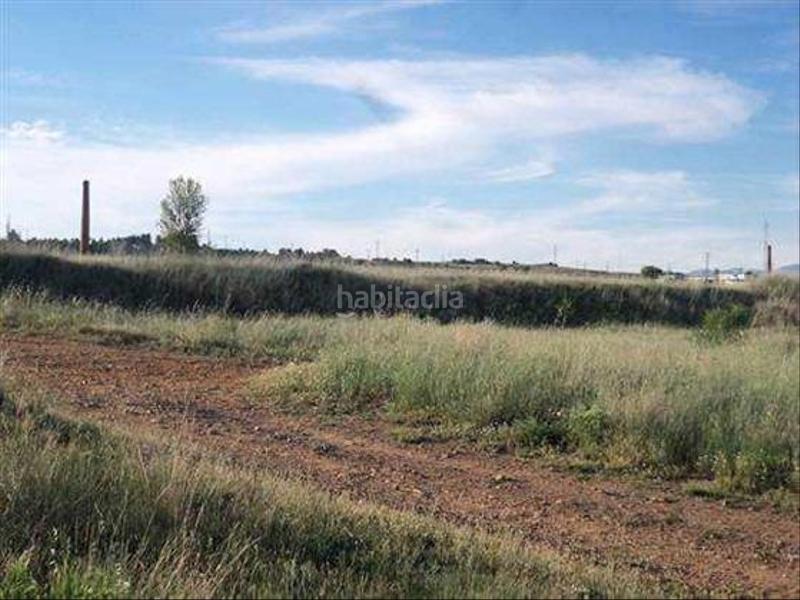 Foto 234136f0-f64a-42ed-a9d0-339d8c07c08d. Wohngrundstück in San Esteban León