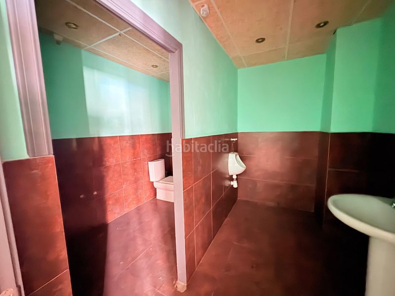 Foto e30e172c-7508-42c7-bab7-7a3a603b3154. Local comercial a Villadecanes