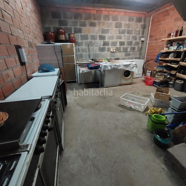 Foto 96e35bad-48a5-4c3d-8045-ceb6e9faf502. Xalet amb aparcament piscina a Área Rural Sur Ponferrada