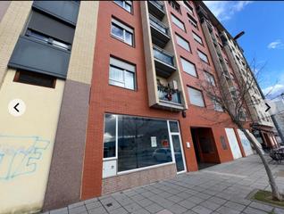Lloguer Local Comercial a Centro. Local en alquiler la rosaleda