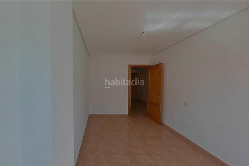 Foto 1513e93d-3703-4839-b859-354edc8101f8. Pis amb calefacció aparcament a Bembibre