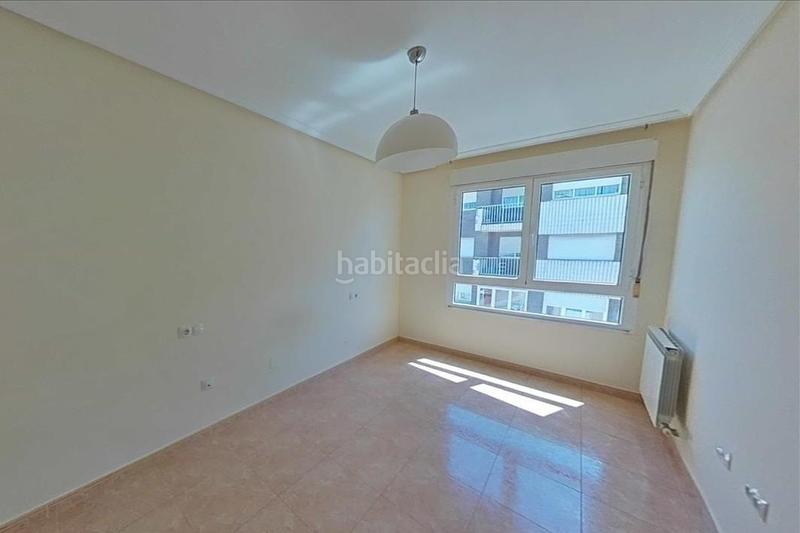 Foto 42c6d9a9-3bc2-4f34-a546-5f0c8a885b14. Pis amb calefacció aparcament a Bembibre