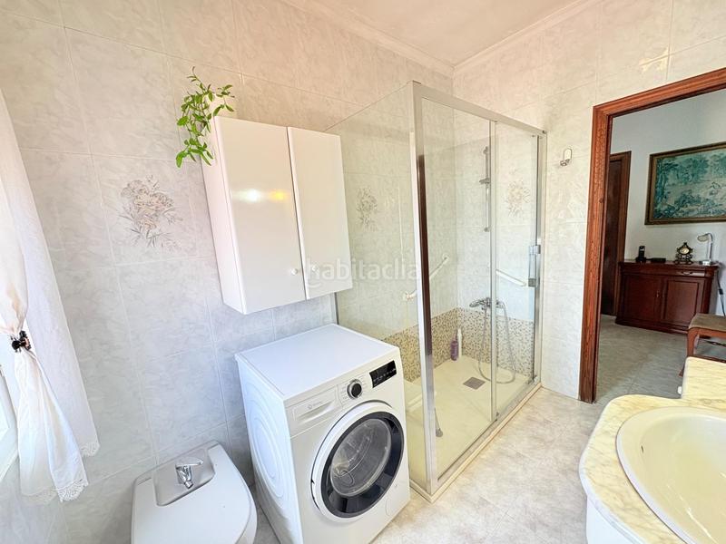 Foto 07edfb07-99dc-4278-8d28-5344125803ec. Casa amb calefacció aparcament a Compostilla - Columbrianos Ponferrada