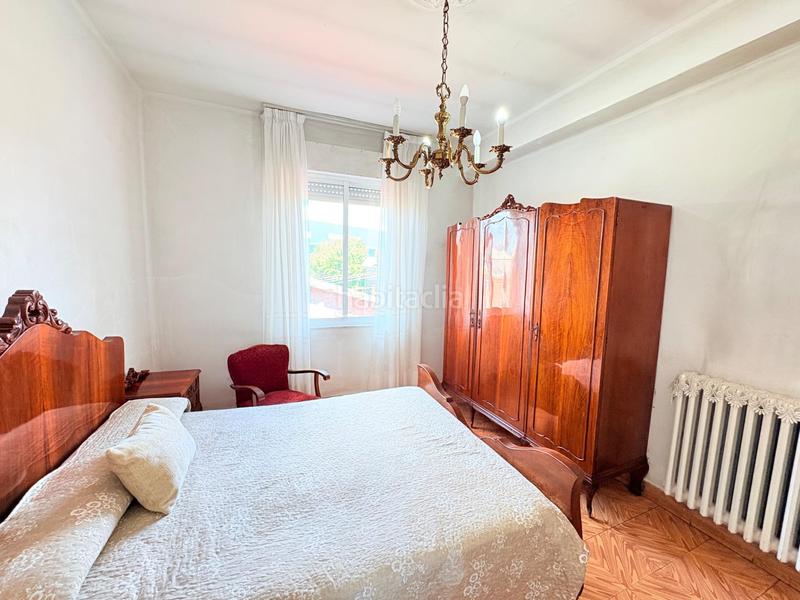 Foto 3c95b034-8f8b-443e-bead-f27f39161915. Casa amb calefacció aparcament a Compostilla - Columbrianos Ponferrada