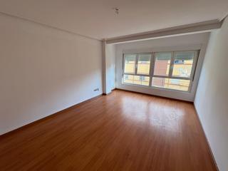 Etagenwohnung in Crucero. Estupendo piso en zona cruceropinilla