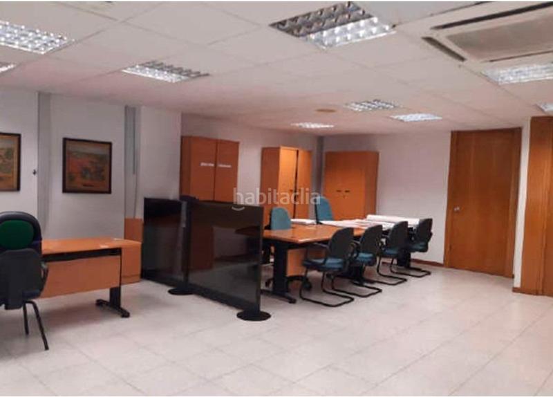 Foto e96795a2-5b09-4e40-b572-3c48be77307f. Local comercial oficinas en el centro en Centro Ciudad León
