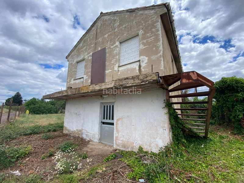 Foto 880e23c8-ed4a-4ec3-b622-5537d894309d. Masia amb aparcament a Carrizo