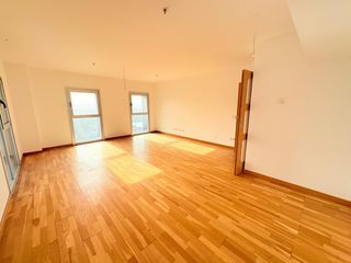 Appartamento  Calle ronda norte. Impresionante piso nuevo en la rosaleda, ponferrada!
