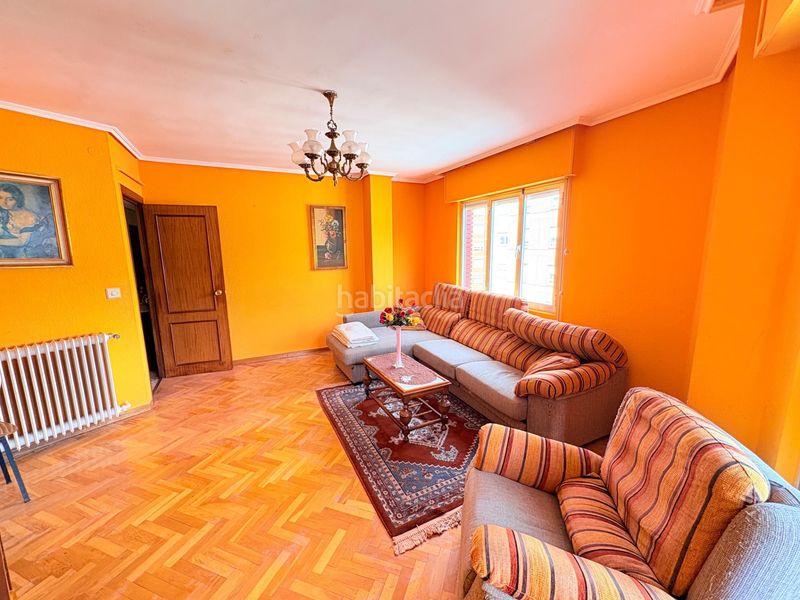 Foto 96d298fb-7489-4818-9ac1-9dfd0962027f. Pis a Centro Ponferrada