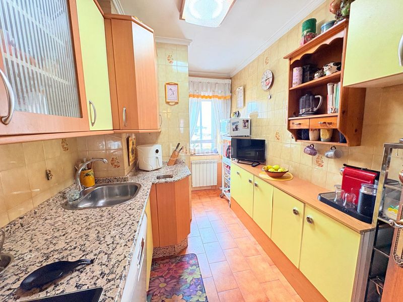 Foto cef63954-dff5-47ea-ba38-6cdc51b3a064. Pis amb calefacció a Centro Ponferrada