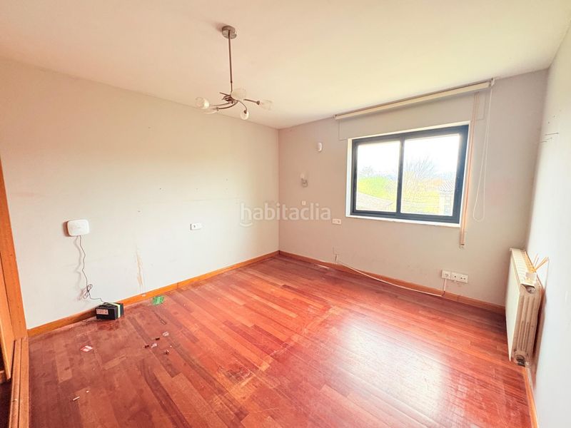 Foto 918e6ad1-8d26-46da-85b0-50670538a067. Casa amb aparcament a Carracedelo
