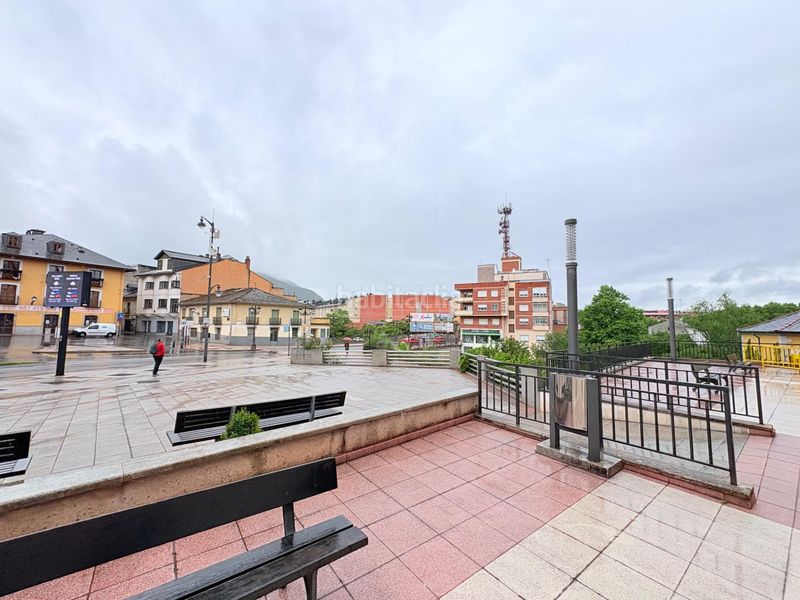 Foto a2083037-aabd-4df4-8277-16e96135625f. Pis amb aparcament a Zona Alta Ponferrada