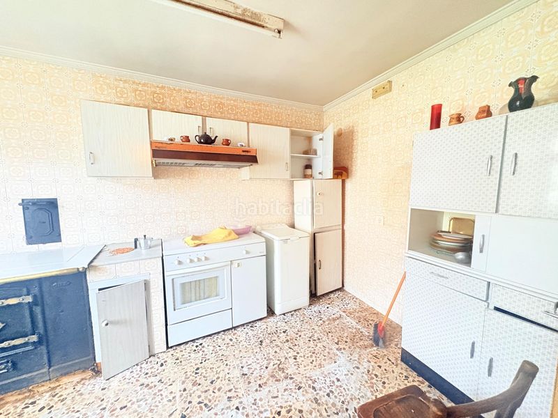 Foto 6b9ea53d-2704-4685-9a94-d577764277c5. Casa amb calefacció a Vega de Valcarce